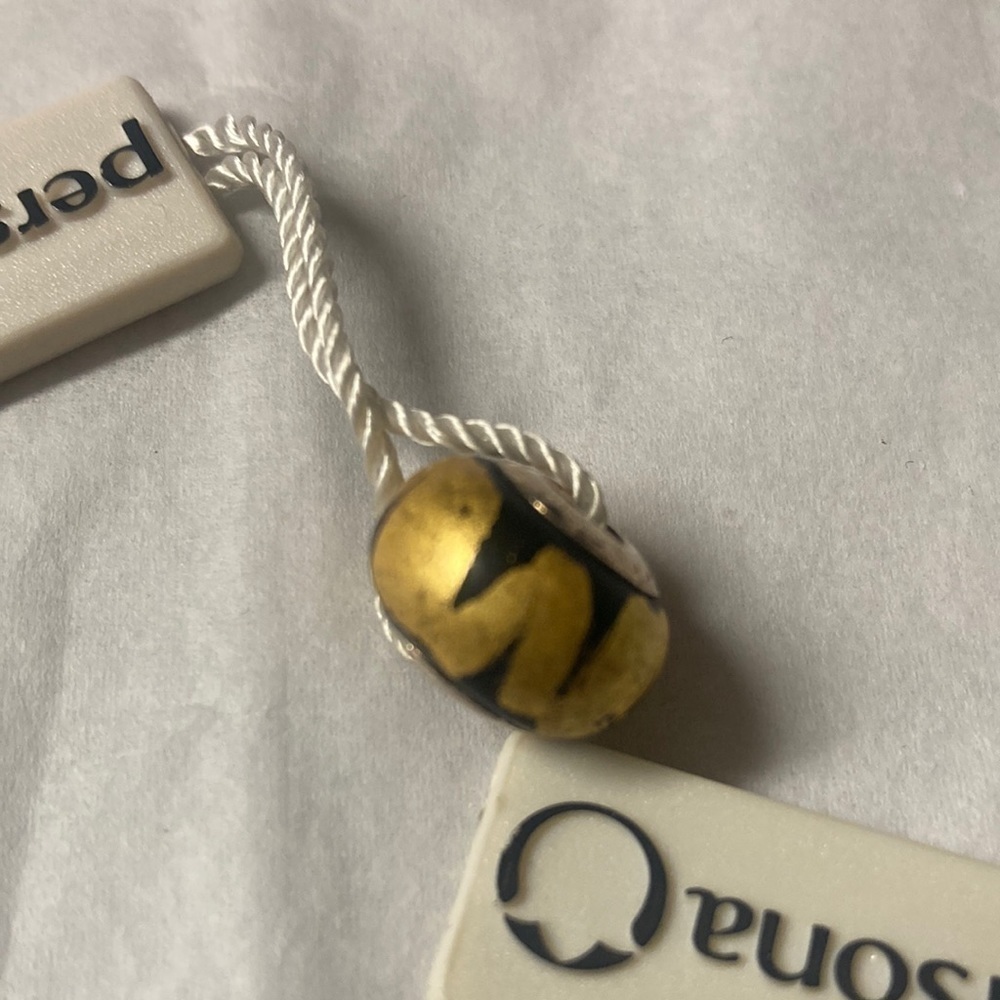 Persona charm
